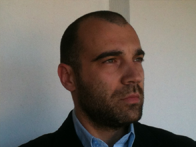 Γιαούρτωσαν βουλευτή της Χρυσής Αυγής στο Βόλο